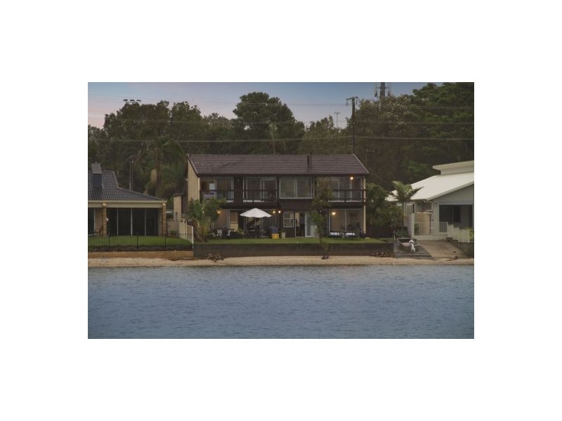 96 Mallawa Drive, Palm Beach QLD 4221