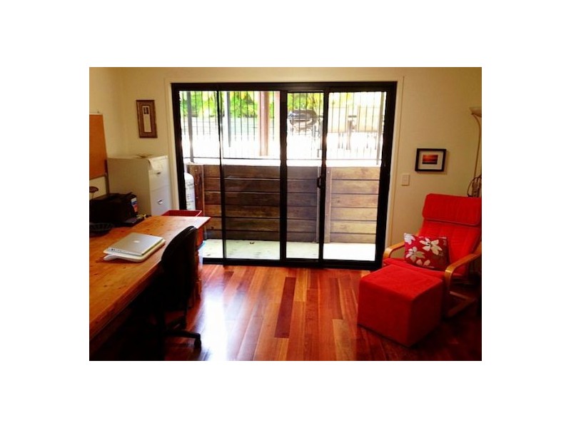 35 Anthony Drive, Miami QLD 4220