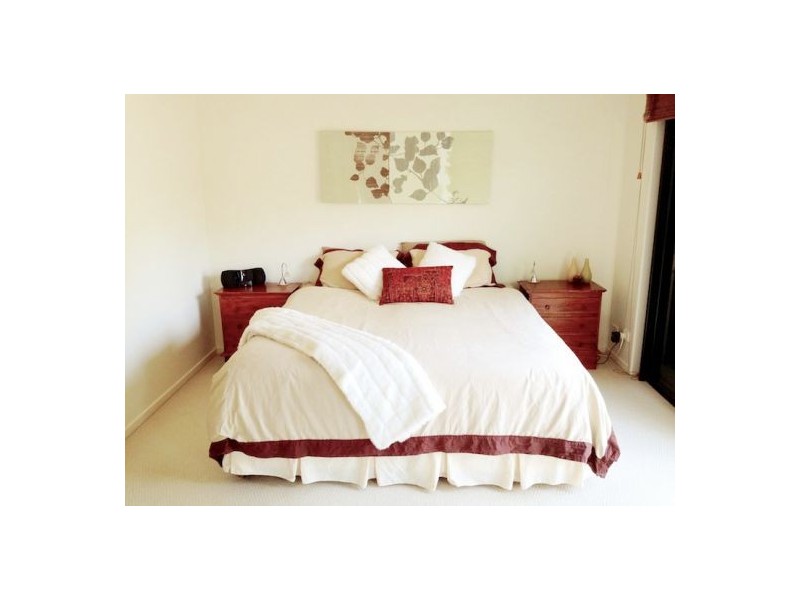 35 Anthony Drive, Miami QLD 4220