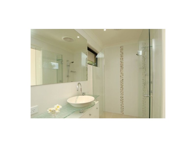 35 Anthony Drive, Miami QLD 4220