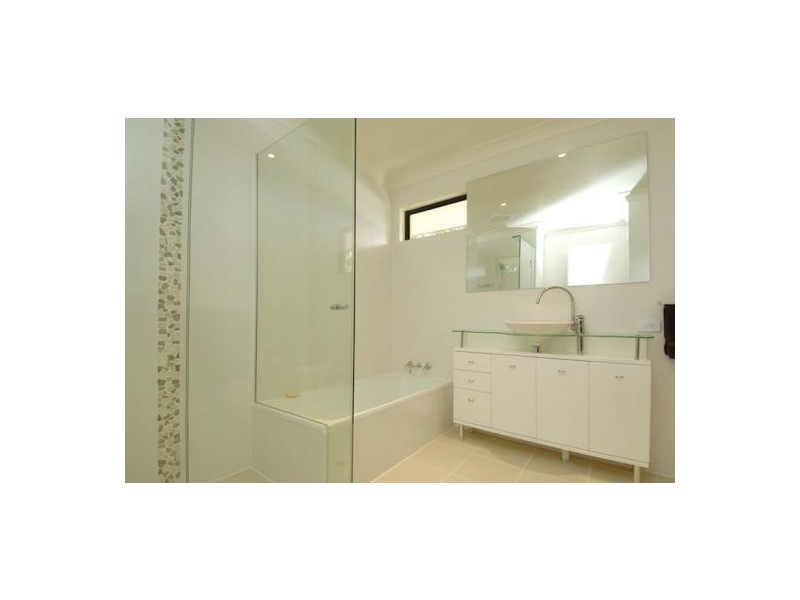 35 Anthony Drive, Miami QLD 4220