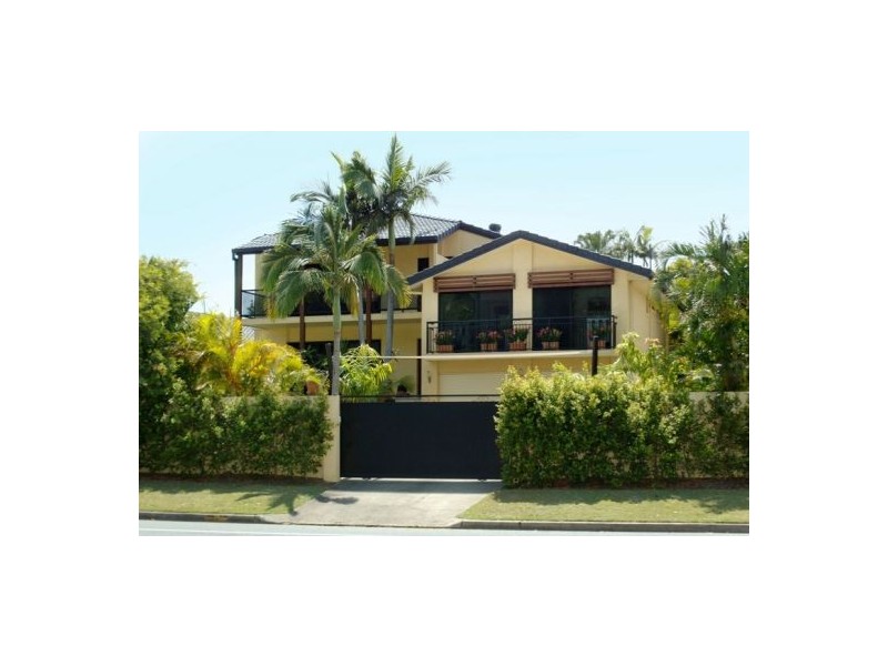 35 Anthony Drive, Miami QLD 4220