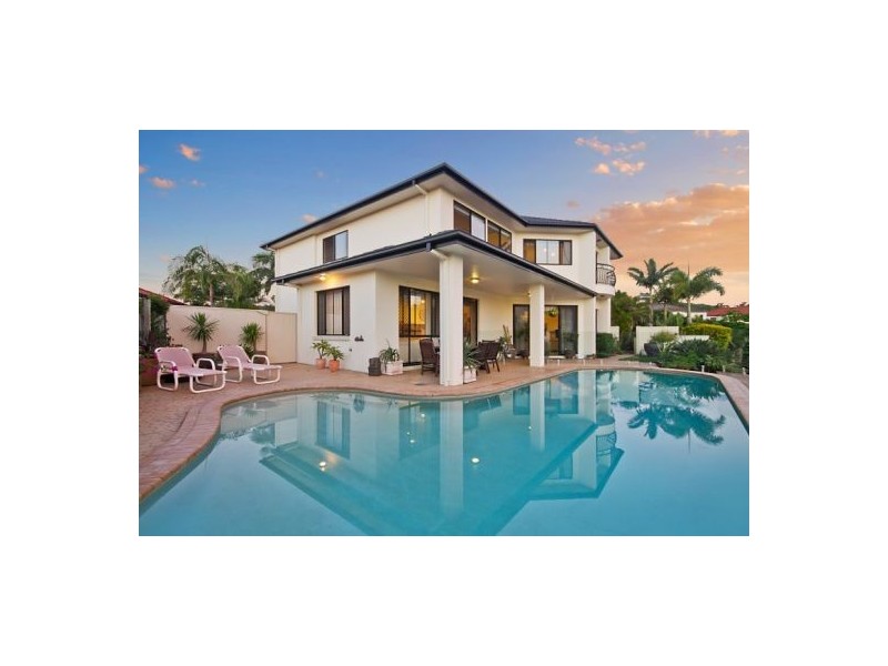 8 Crozet Court, Burleigh Waters QLD 4220