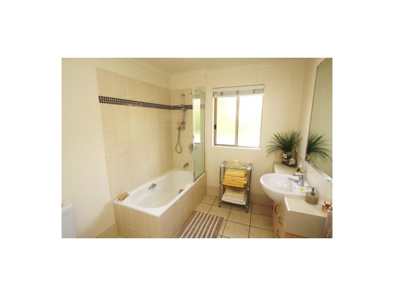 52/4 Park Avenue, Burleigh Heads QLD 4220