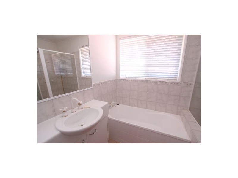 7/18 Tallebudgera Creek Road, Burleigh Heads QLD 4220