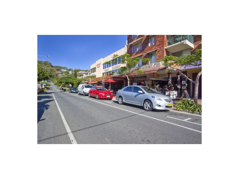 7/18 Tallebudgera Creek Road, Burleigh Heads QLD 4220