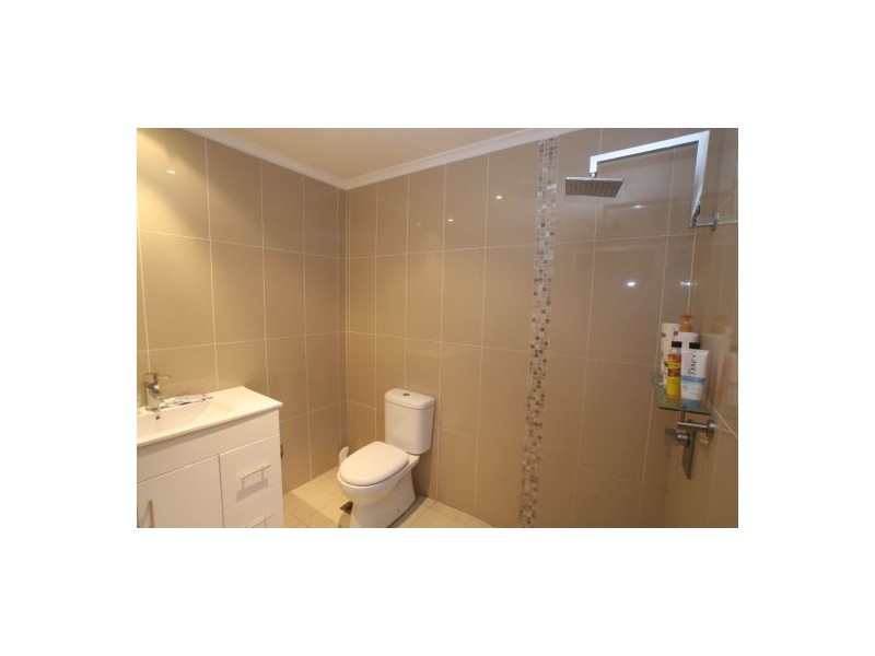 5/18 Tallebudgera Creek Road, Burleigh Heads QLD 4220