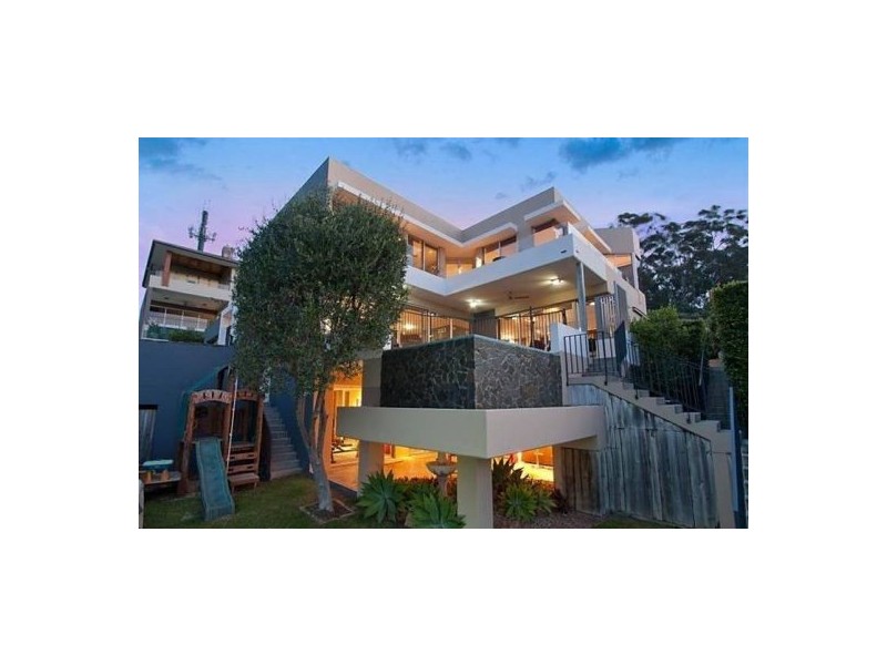 37 West Street, Burleigh Heads QLD 4220