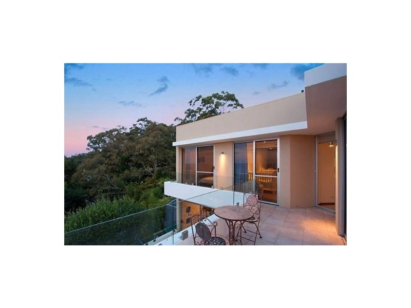 37 West Street, Burleigh Heads QLD 4220