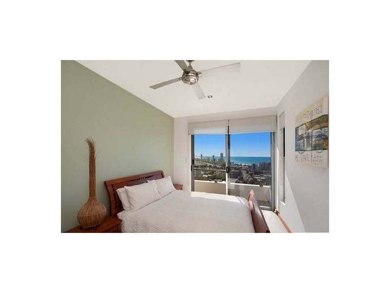 37 West Street, Burleigh Heads QLD 4220