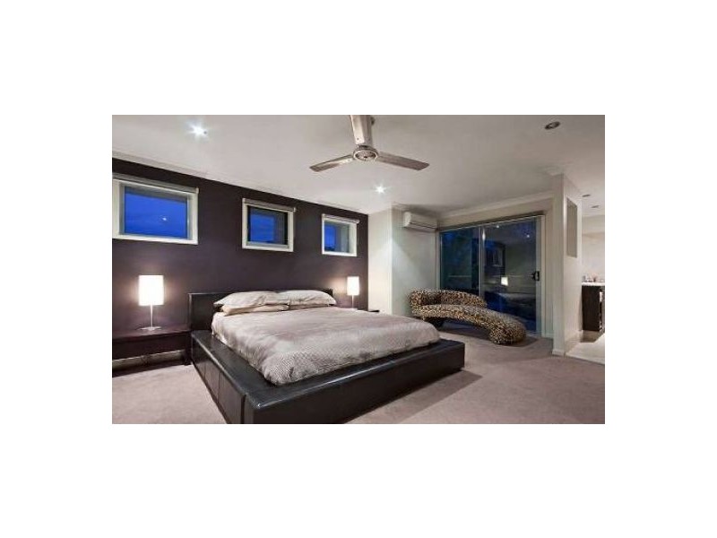 1/40 Tawarri Crescent, Burleigh Heads QLD 4220