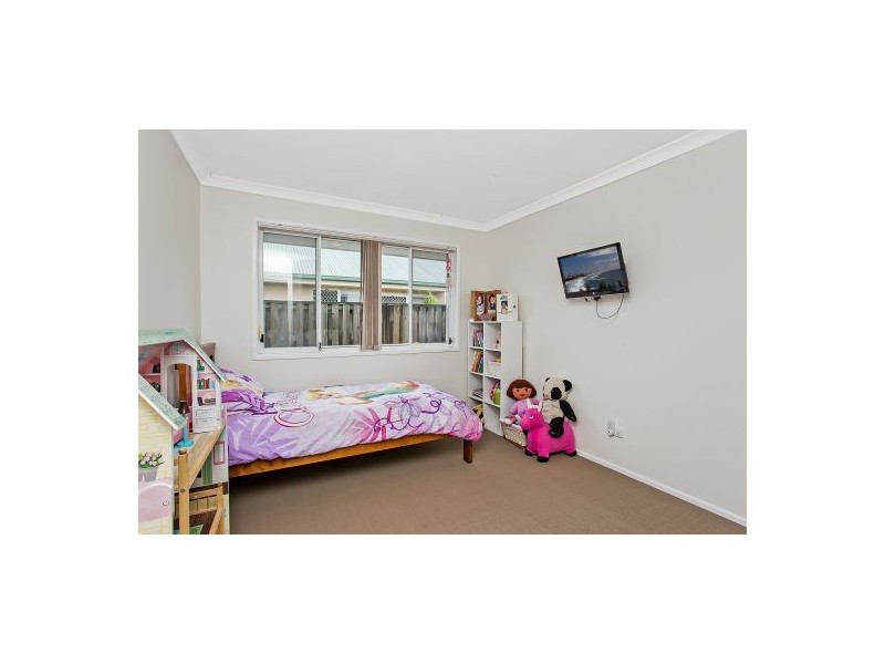 20 Lakes Circuit, Burleigh Waters QLD 4220