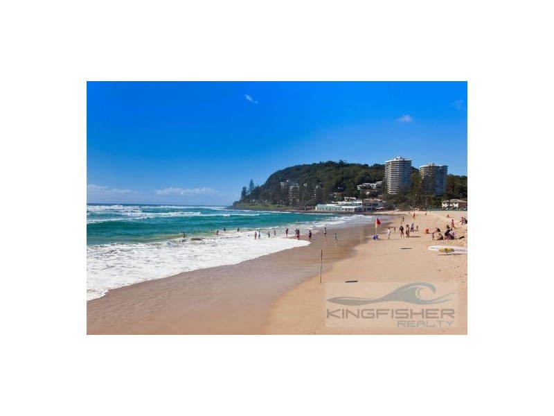 20 Lakes Circuit, Burleigh Waters QLD 4220