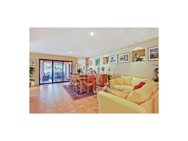 3 Gannet Street, Burleigh Waters QLD 4220