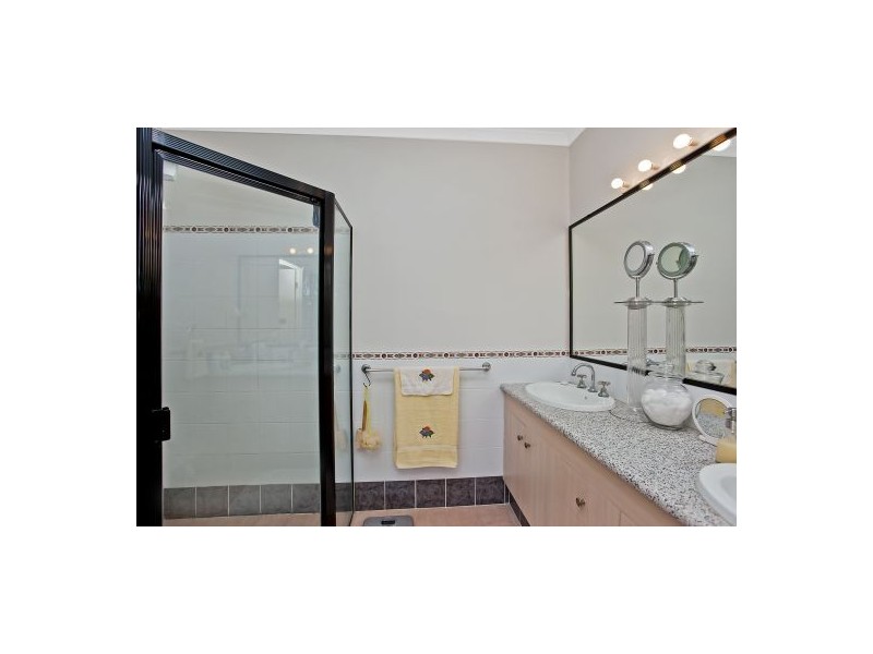 3 Gannet Street, Burleigh Waters QLD 4220