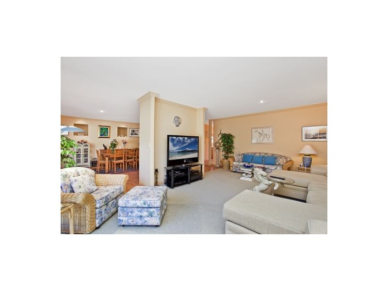 3 Gannet Street, Burleigh Waters QLD 4220