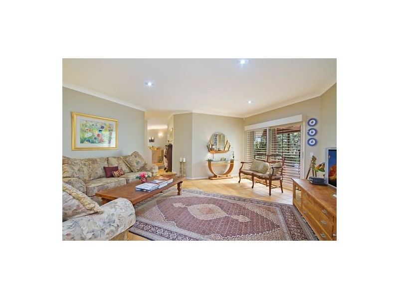 9 Dulcie Drive, Burleigh Heads QLD 4220