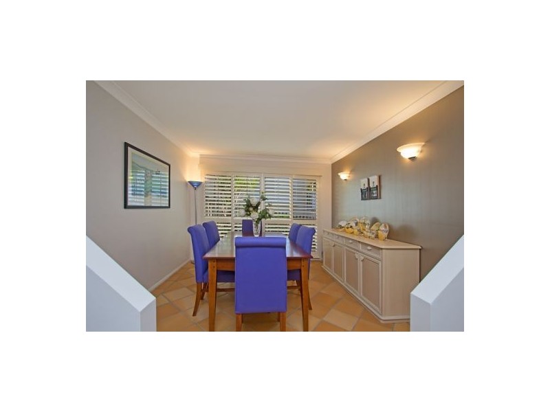 9 Dulcie Drive, Burleigh Heads QLD 4220