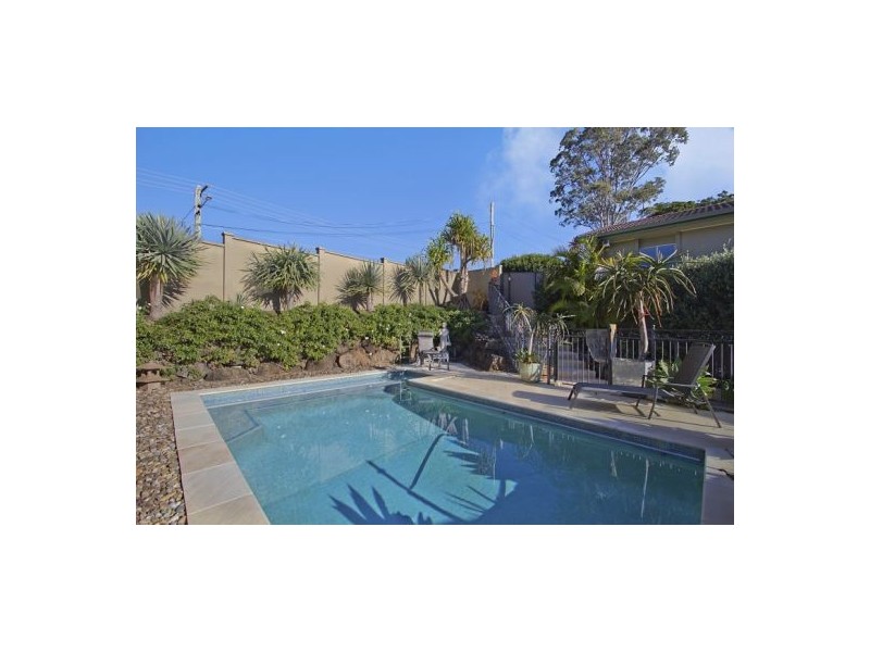 9 Dulcie Drive, Burleigh Heads QLD 4220