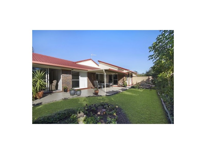 11 Oriole Court, Burleigh Waters QLD 4220