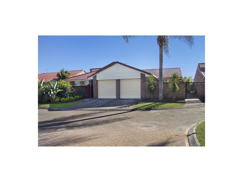 11 Oriole Court, Burleigh Waters QLD 4220