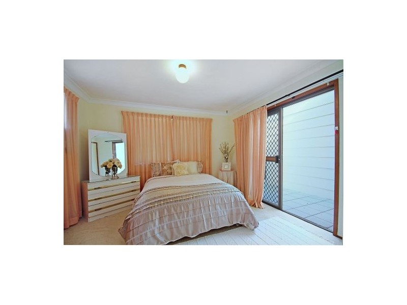 6/10 Angie Court, Mermaid Waters QLD 4218