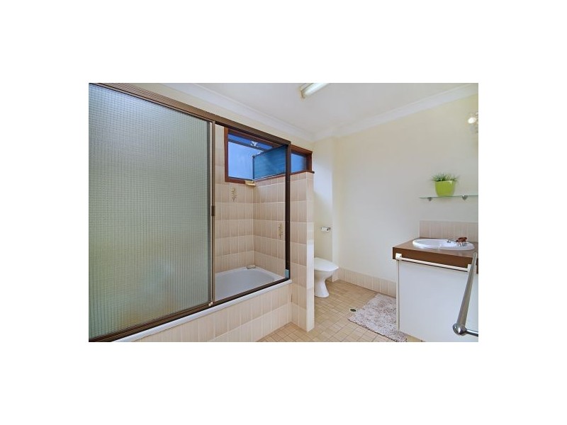 6/10 Angie Court, Mermaid Waters QLD 4218