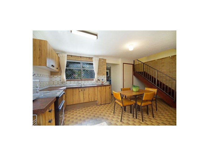 6/10 Angie Court, Mermaid Waters QLD 4218