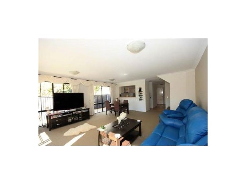 14/2 Beachcomber Court, Burleigh Waters QLD 4220