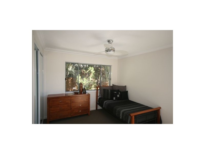 2/58 West Burleigh Road, Burleigh Heads QLD 4220