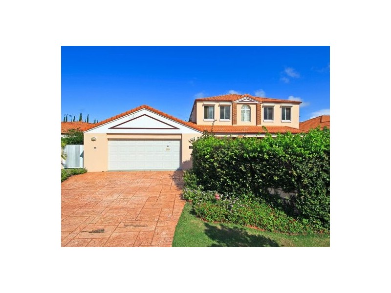 136 Dunlin Drive, Burleigh Waters QLD 4220