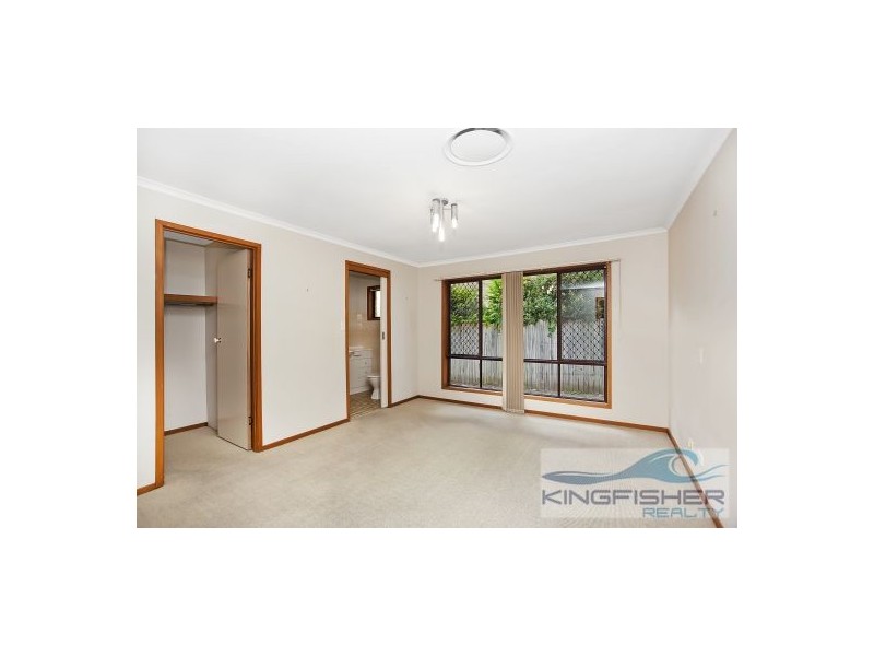 8 Seahawk Crescent, Burleigh Heads QLD 4220