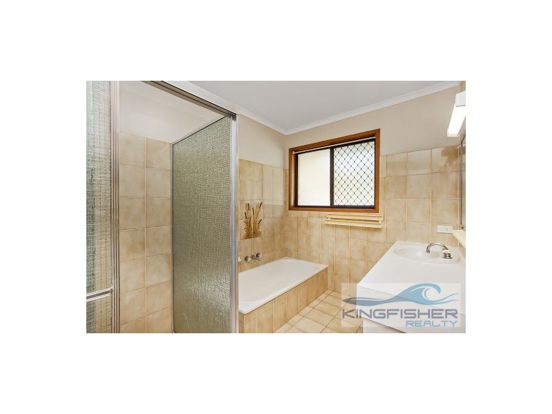 8 Seahawk Crescent, Burleigh Heads QLD 4220