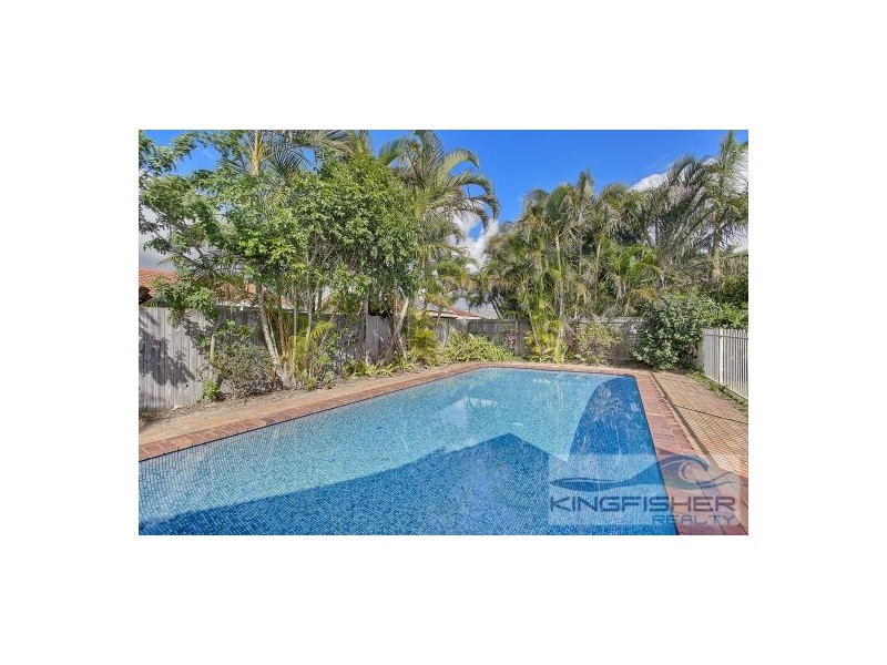 8 Seahawk Crescent, Burleigh Heads QLD 4220