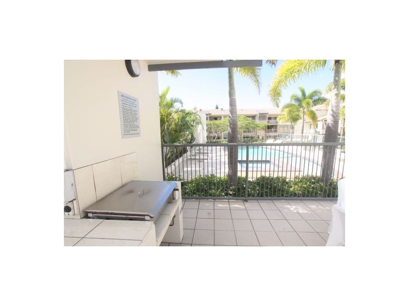 52/4 Park Avenue, Burleigh Heads QLD 4220