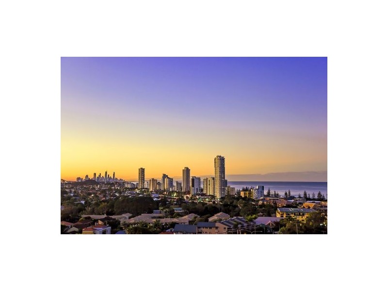 39 Hill Avenue, Burleigh Heads QLD 4220