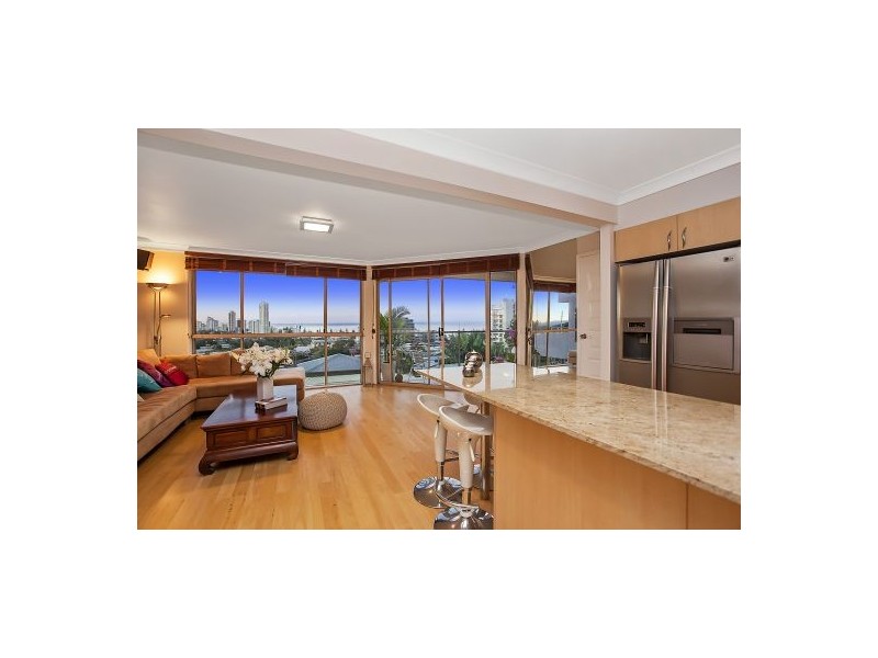 39 Hill Avenue, Burleigh Heads QLD 4220