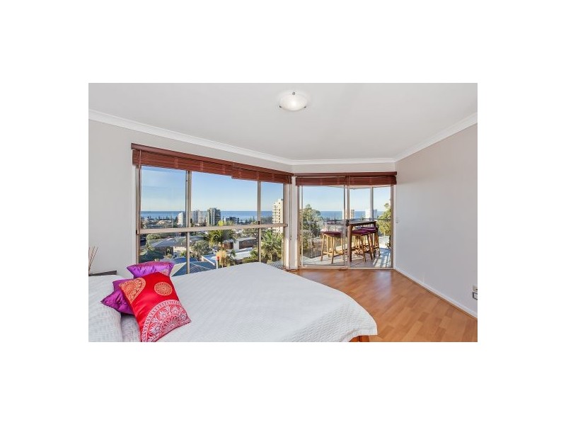 39 Hill Avenue, Burleigh Heads QLD 4220