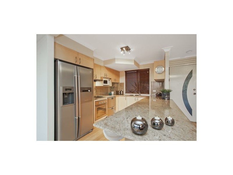 39 Hill Avenue, Burleigh Heads QLD 4220