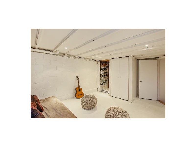 39 Hill Avenue, Burleigh Heads QLD 4220