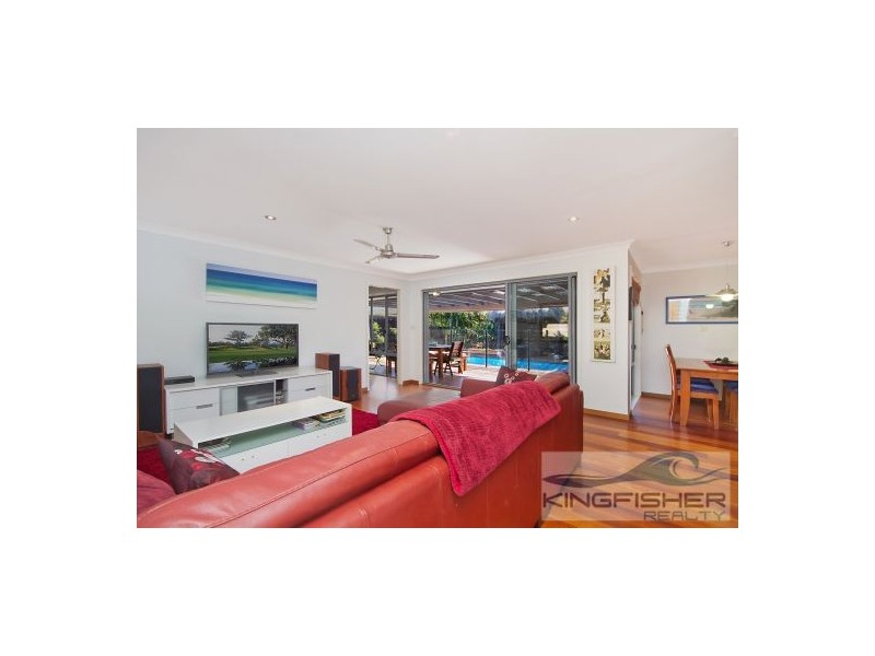 5 Lutana Avenue, Miami QLD 4220