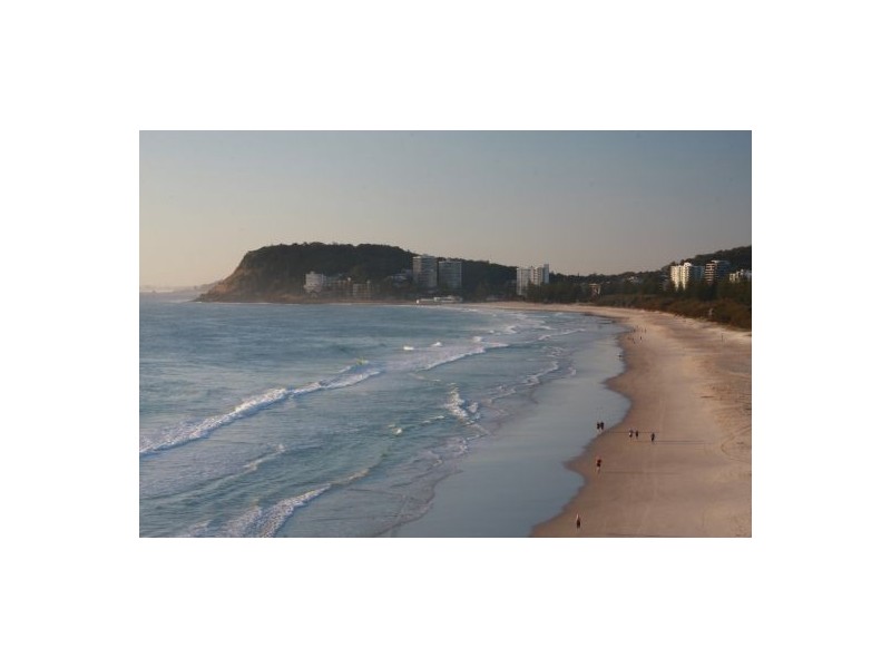 5 Lutana Avenue, Miami QLD 4220