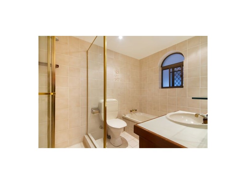 1/125 Albatross Avenue, Mermaid Beach QLD 4218