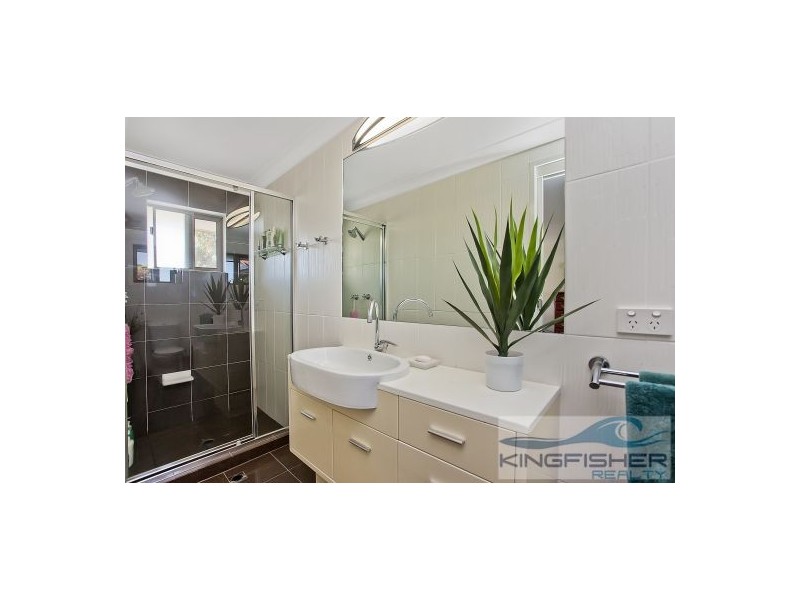 3 Omao Avenue, Burleigh Waters QLD 4220