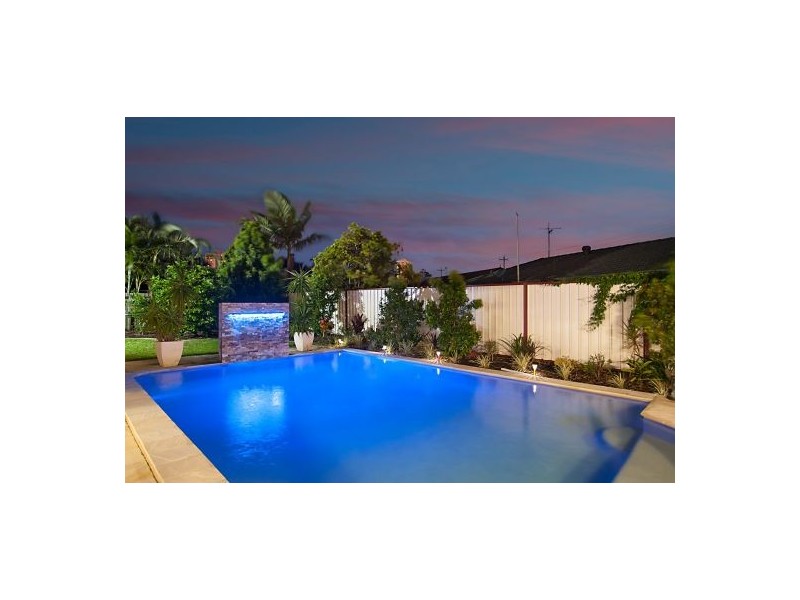 3 Omao Avenue, Burleigh Waters QLD 4220
