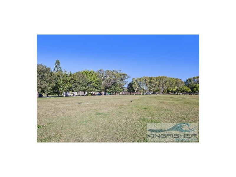 3 Omao Avenue, Burleigh Waters QLD 4220