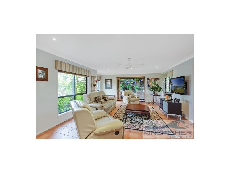 33 Sea Eagle Drive, Burleigh Waters QLD 4220