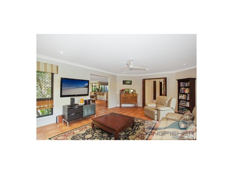 33 Sea Eagle Drive, Burleigh Waters QLD 4220