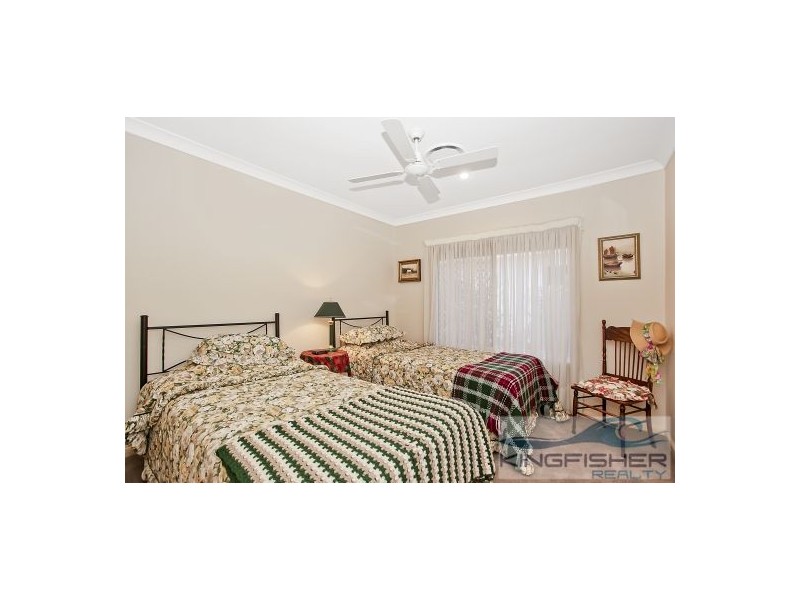 5 Shoalwater Court, Burleigh Waters QLD 4220