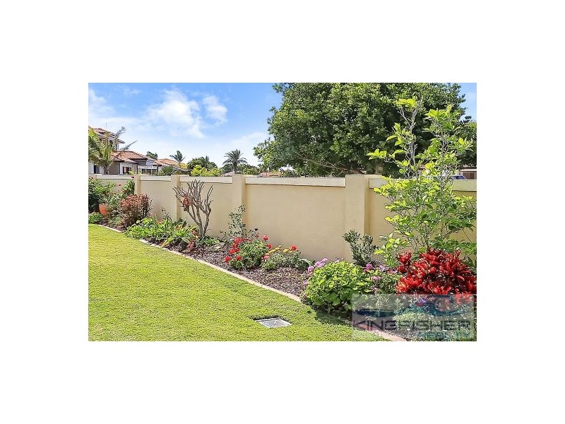 5 Shoalwater Court, Burleigh Waters QLD 4220